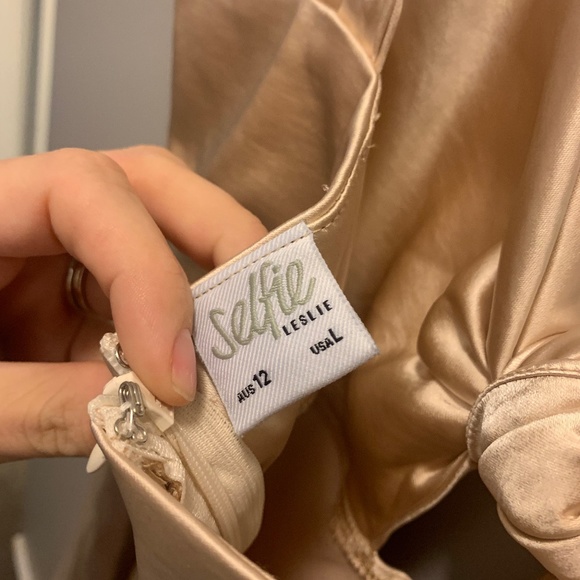 Champagne Dress- Selfie Leslie - Picture 3 of 3